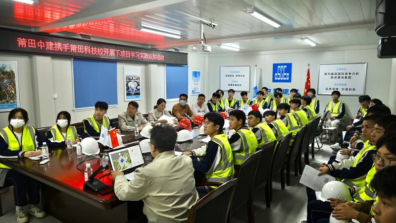 小型建筑木工班组的报价通常由以下几个部分构成：